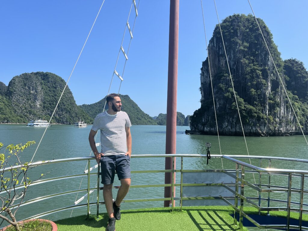 cruising in Halong bay as a solo travel in Vietnam watching the beautiful view